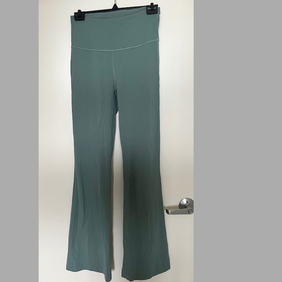 lululemon athletica Pants - Lululemon Groove Pant Flare Super High-Rise Nulu, Size 8, Tidewater Teal